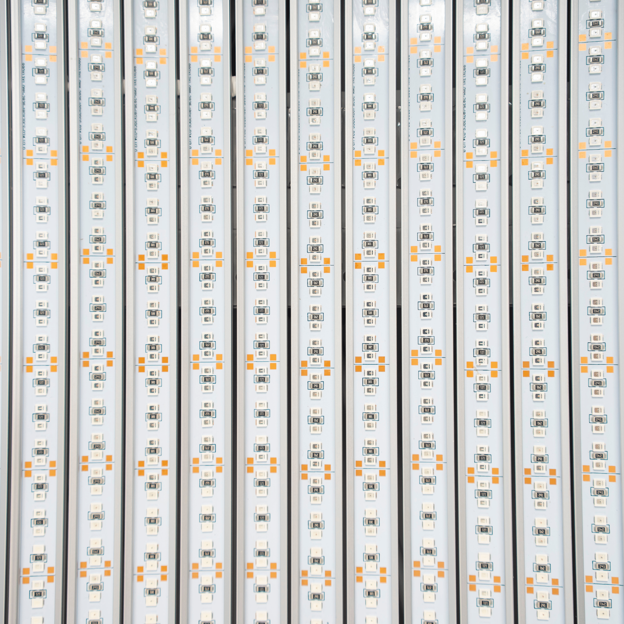 GlowTower M11 - REDVELLA