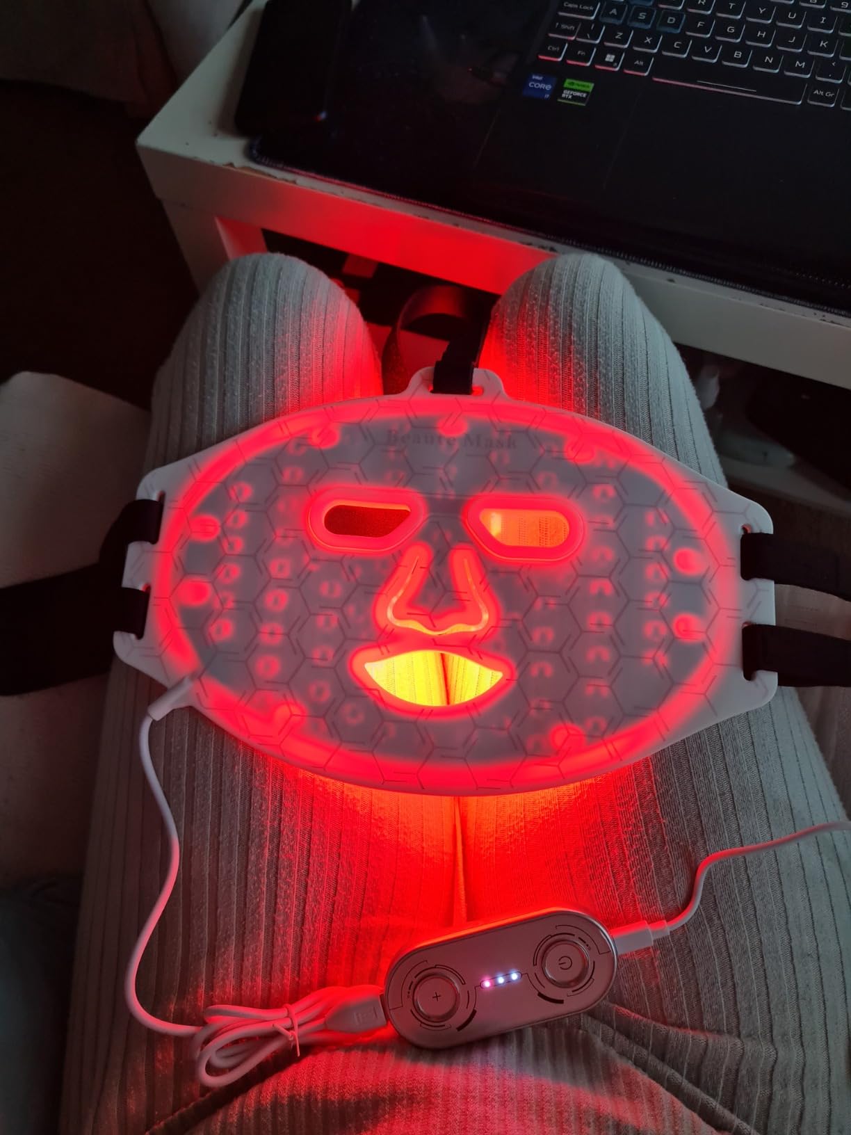 GlowMaskPro - With Neck Piece - REDVELLA